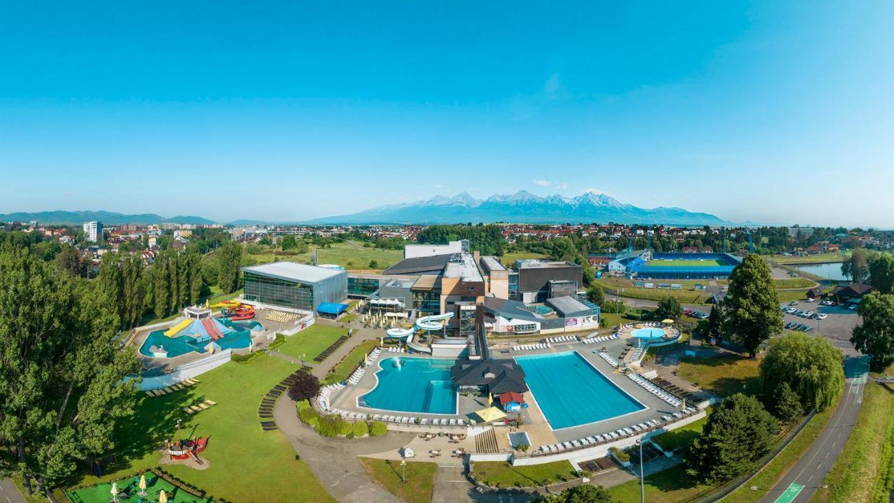 Hotel Aquacity Seasons Poprad Buitenkant foto