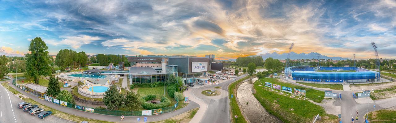 Hotel Aquacity Seasons Poprad Buitenkant foto